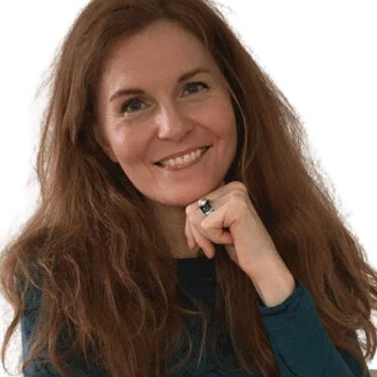 Anne_u_baggrund